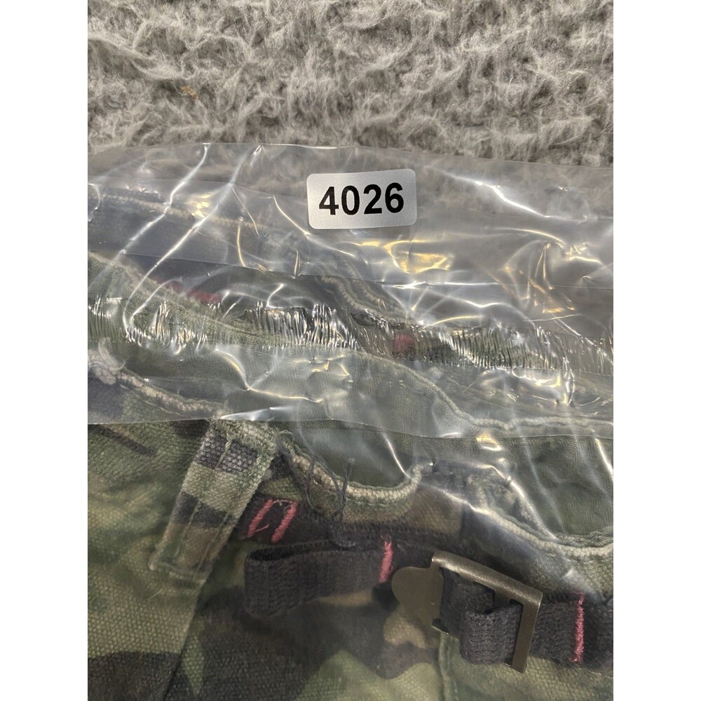 Free People Shorts Womens Size 6 Camo Button Fly Denim Pockets Shorties - Picture 13 of 13